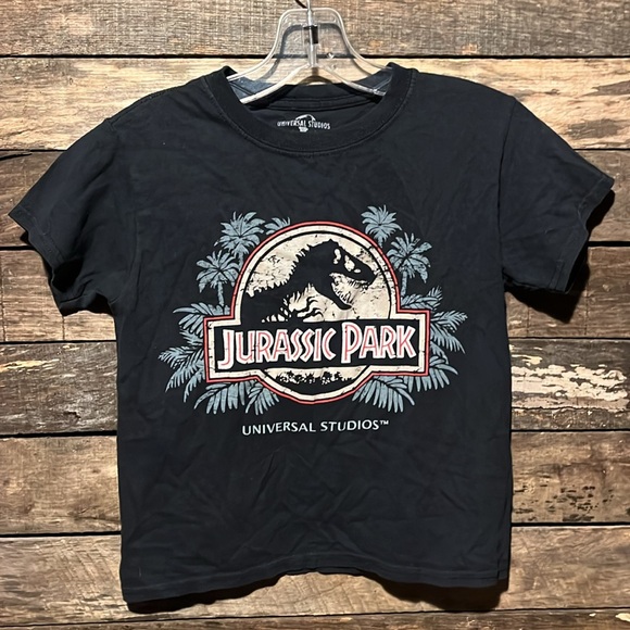 💛10 for $10 or💰BOGO FREE Universal Studios Jurassic Park Dinosaur T-Shirt - Picture 2 of 6